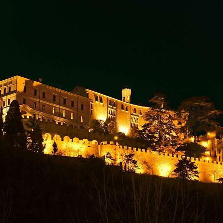 Revine Lago Il Borgo Dei Laghiヴィラ エクステリア 写真
