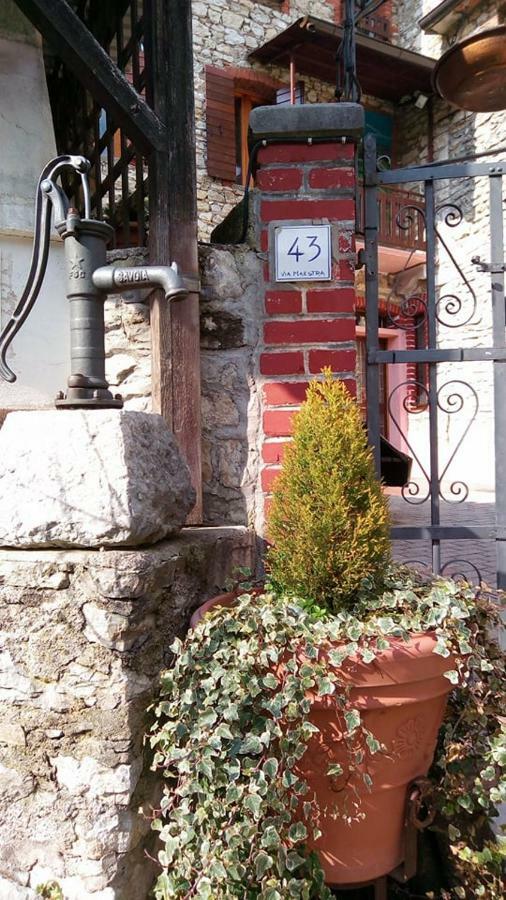 Revine Lago Il Borgo Dei Laghiヴィラ エクステリア 写真